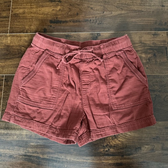 Old Navy Textured Shorts - Picture 1 of 2
